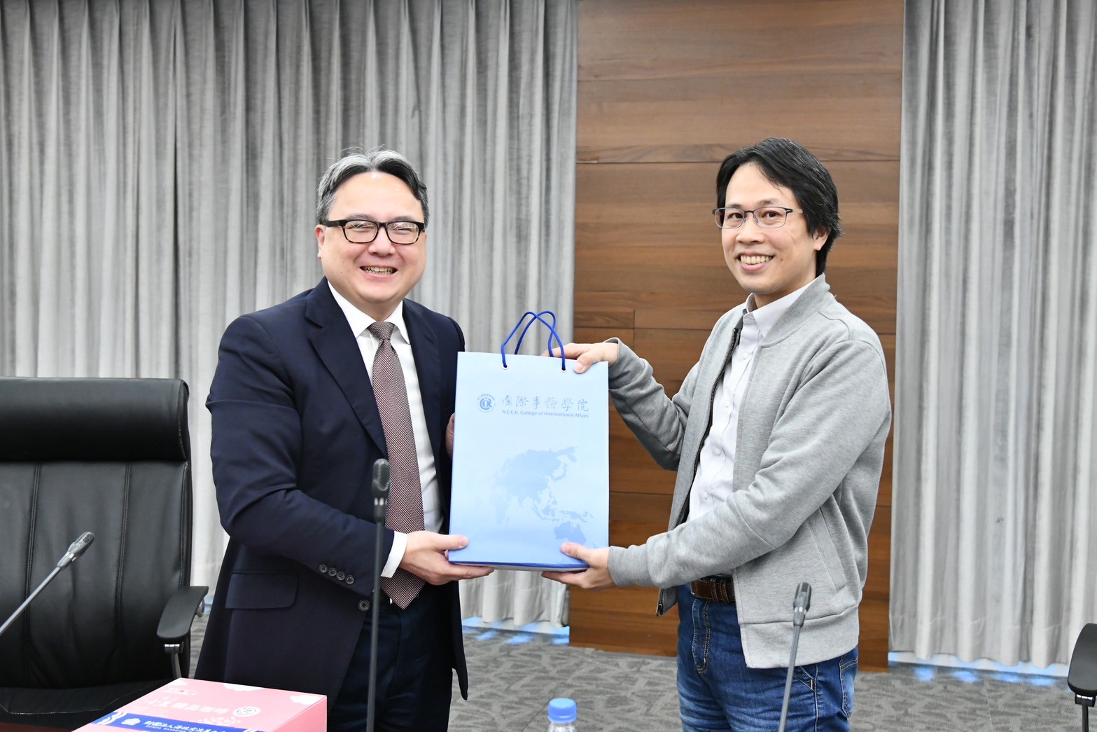 國際事務學院核心通識課程參訪海基會深化學生國際與兩岸視野