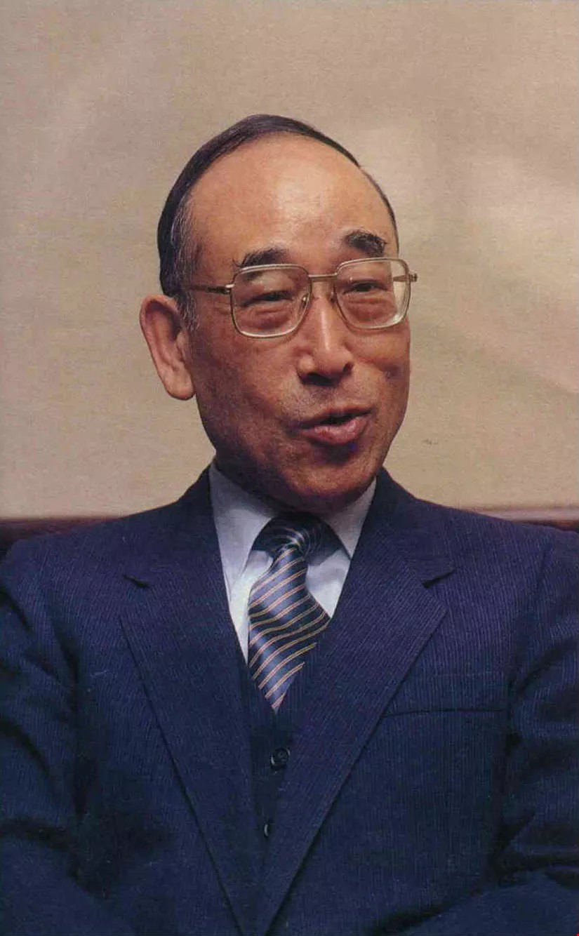 張京育照片