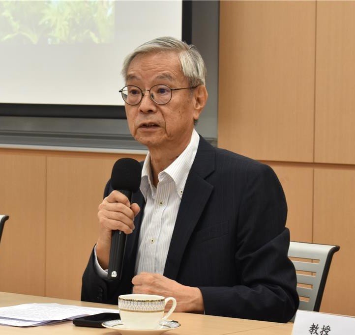 邱坤玄照片